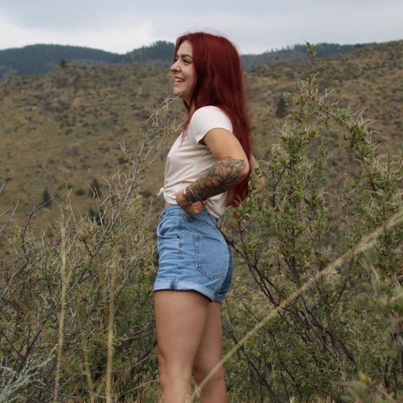 Meet your Posher, Emma - Picture 1 of 1